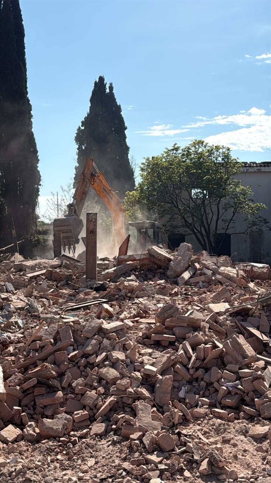 Demolición de las construcciones existentes